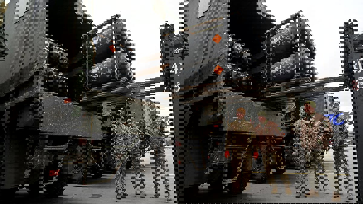 تقرير: حرب أوكرانيا تضع إنتاج السلاح الأمريكي في "مأزق"