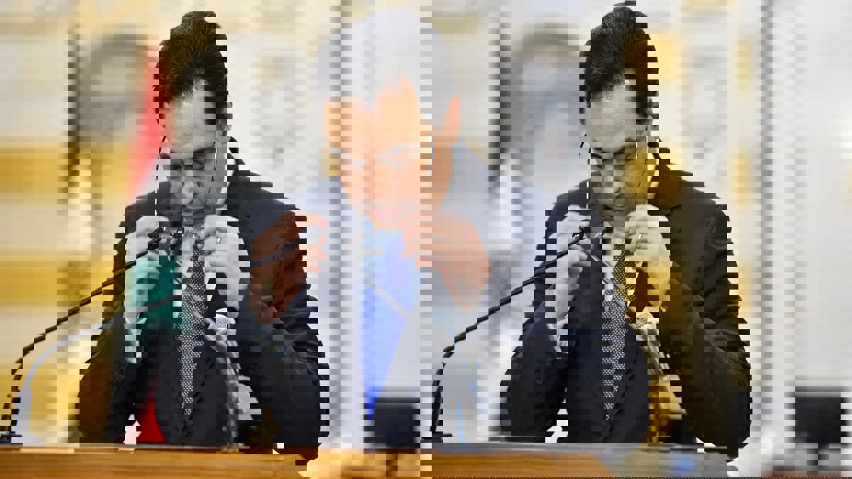 رئيس حكومة تصريف الأعمال في لبنان يدين العنف في طرابلس‎