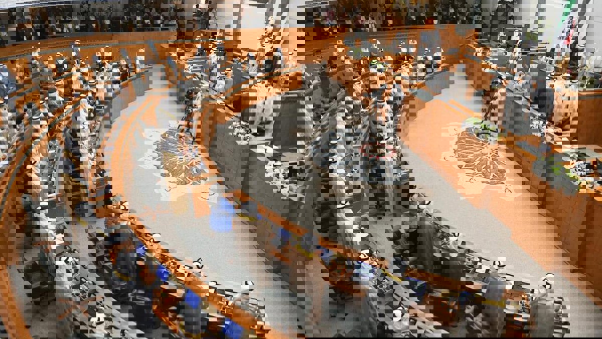 غضب نيابي كويتي بسبب "عرض مقاطع مخلة" أمام طلبة جامعيين.. ومطالب بالتحقيق