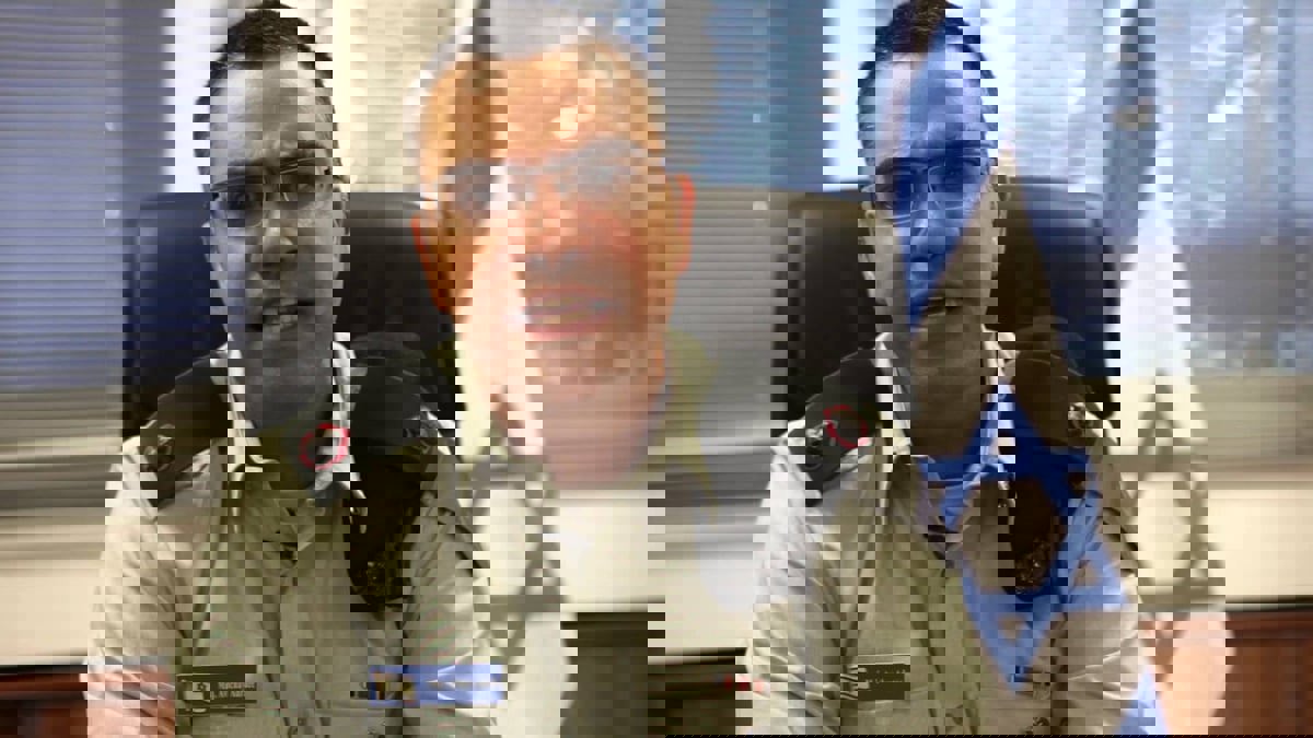 أدرعي يكشف لـ"إرم نيوز" تطورات الحرب مع حماس ويحذر حزب الله من رد عنيف