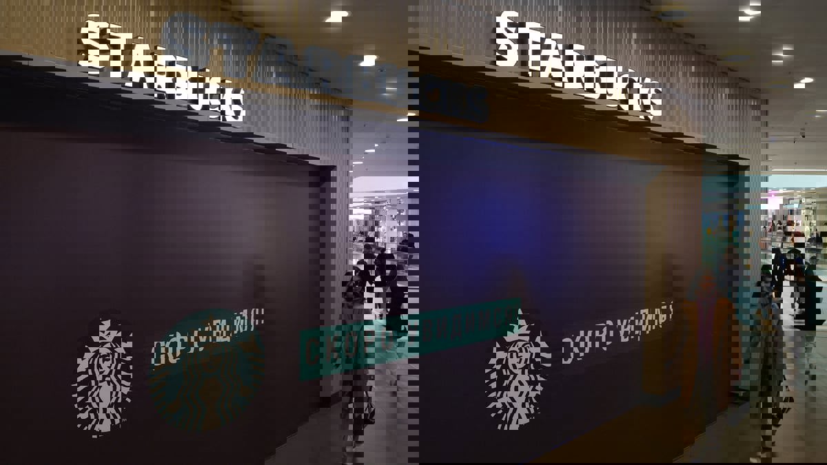 بعد  15 عاما.. "ستاربكس" تغادر روسيا وتعلن إغلاق 130 مقهى