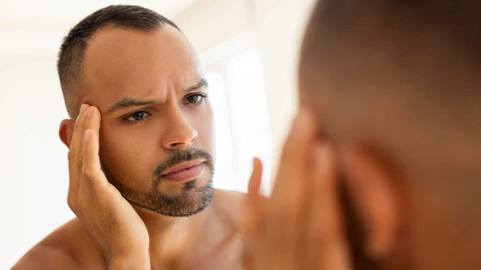 مؤشر صامت لنقص فيتامين B12 يظهر على الجلد