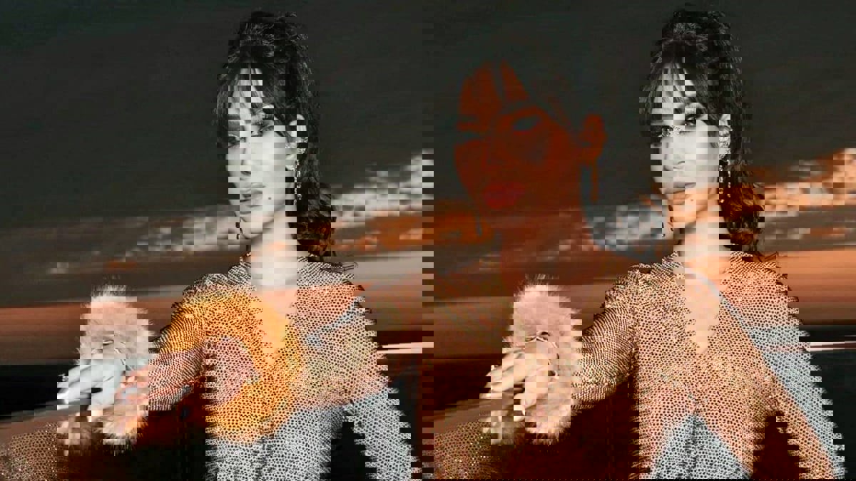 لجين عمران تثير الجدل حول هوية زوجها الجديد وتهاجم طليق شقيقتها أسيل (فيديو)