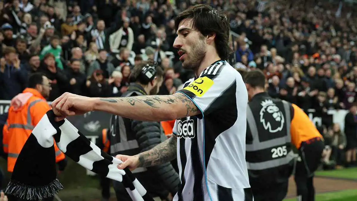 عناوين الصحف الرياضية: ريال مدريد يراقب تونالي.. والنصر يستعيد صدارة دوري روشن