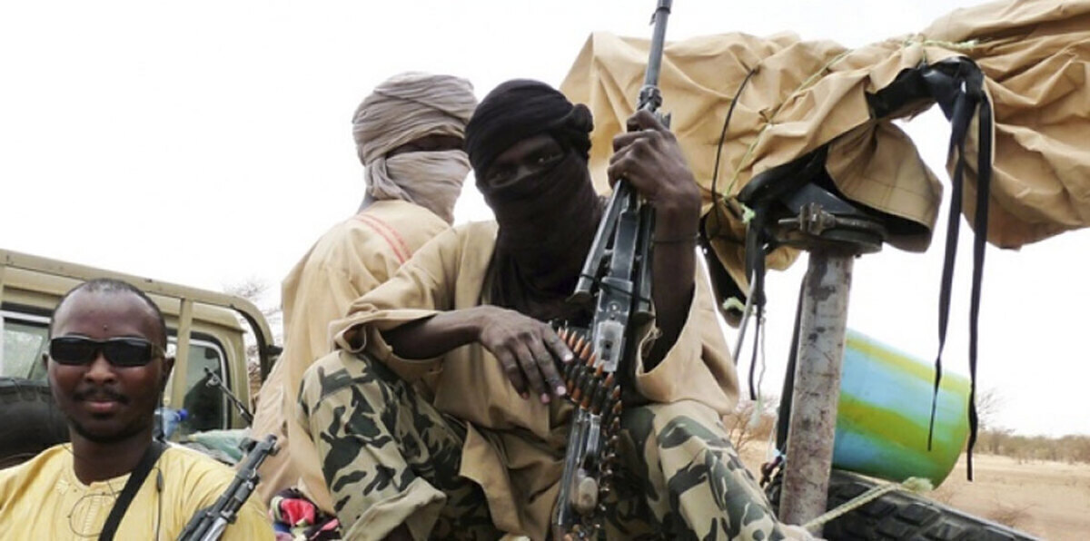 تطويقًا للتمرد في "أزواد".. مالي على خطى الجزائر في المصالحة مع الجماعات المسلحة شمال البلاد