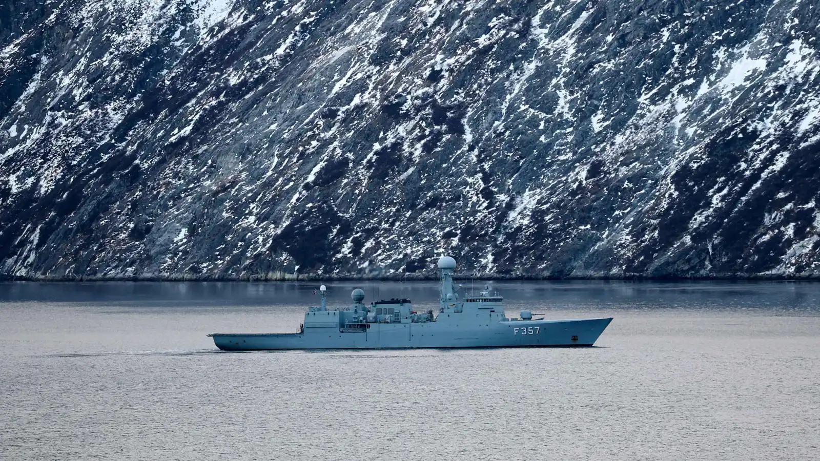 مرتبطة بعقوبات أمريكية.. الدنمارك تحتجز سفينة ترفع العلم الإيراني