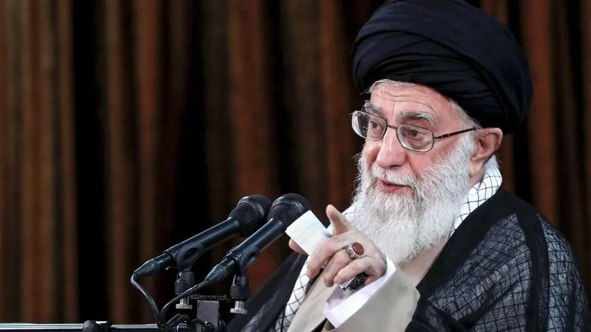 خامنئي: إيران ستواصل تقليص التزاماتها بالاتفاق النووي