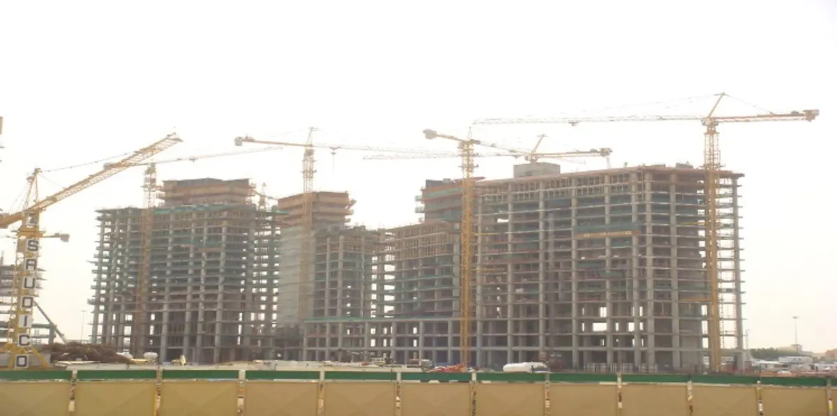 مركز الملك عبدالله المالي في الرياض.. كيف غابت البنوك وتأخر التنفيذ؟