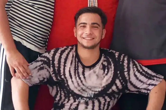 الشاب الضحية