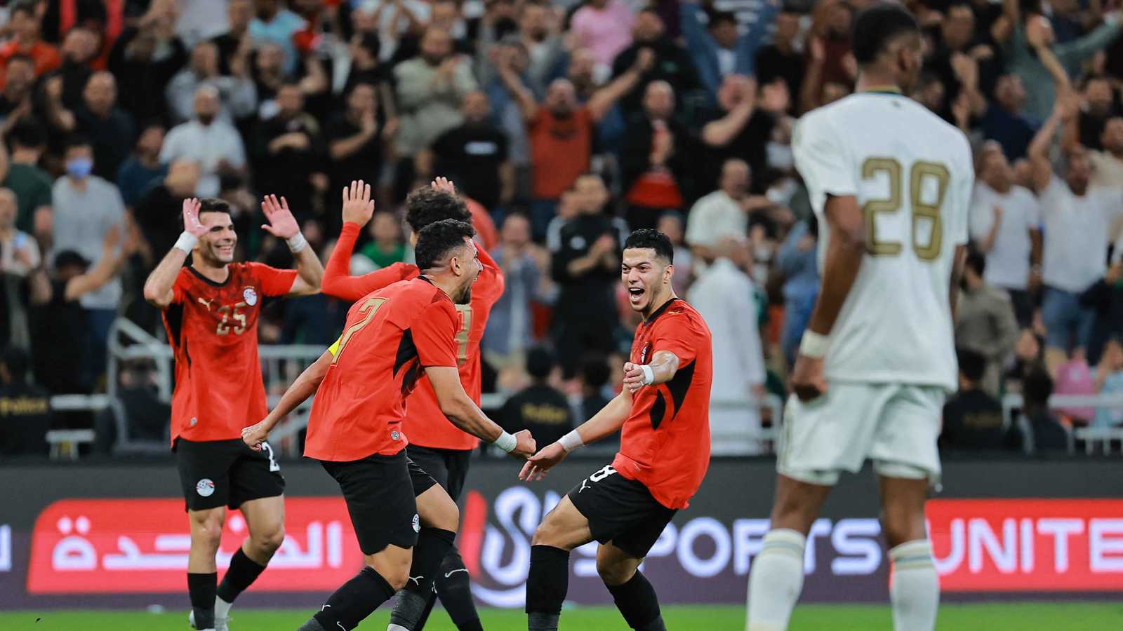 مفاجأة كبيرة.. أكثر لاعب أبهر جمهور منتخب مصر ضد السعودية 