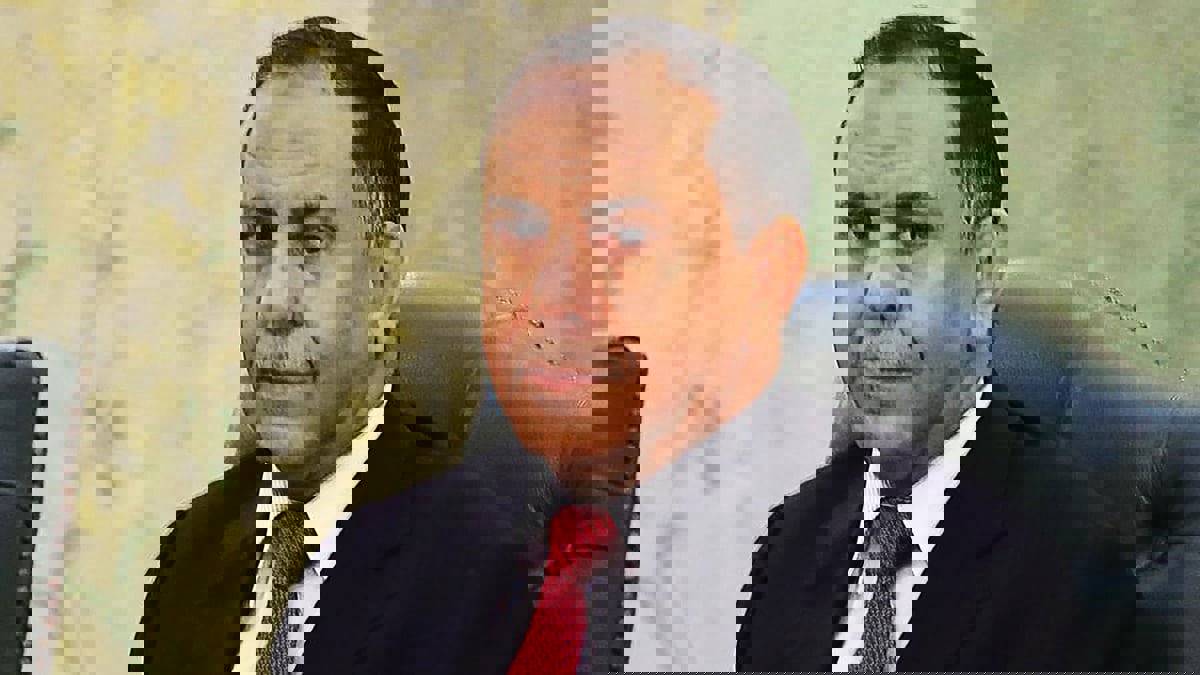 وزير الصناعة والتجارة اليمني: مخزون القمح يكفي 4 أشهر