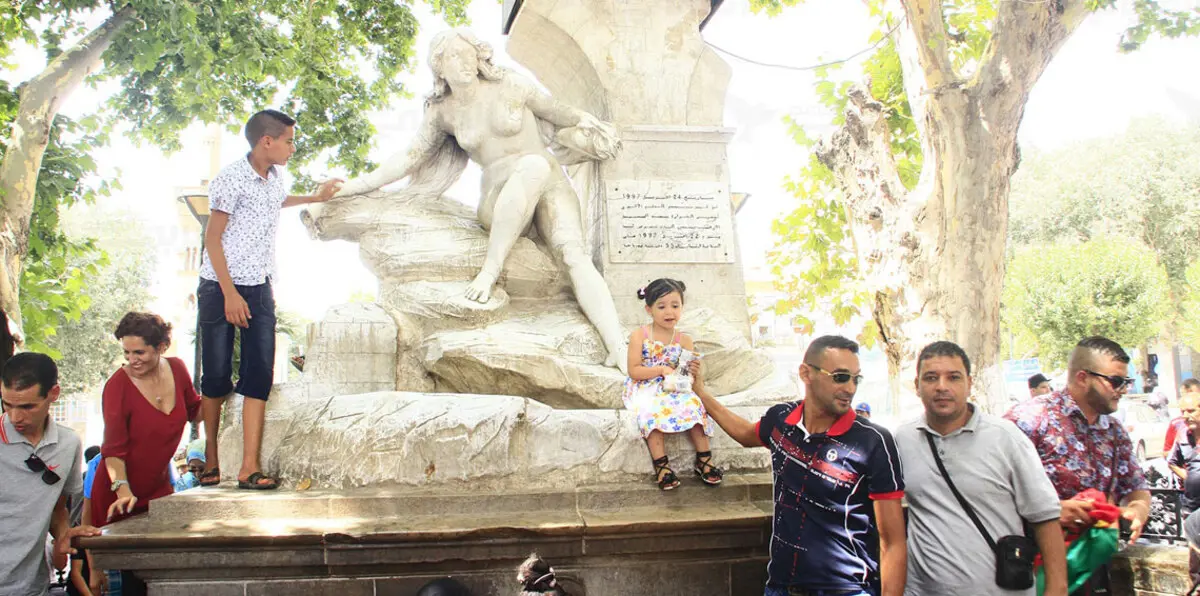 بعد العبث به.. إعادة تدشين تمثال "المرأة العارية" في الجزائر