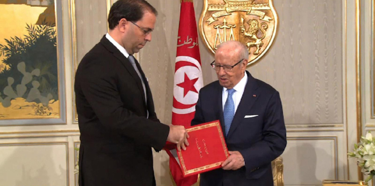 الغنوشي يهدد بسحب الثقة من حكومة الشاهد