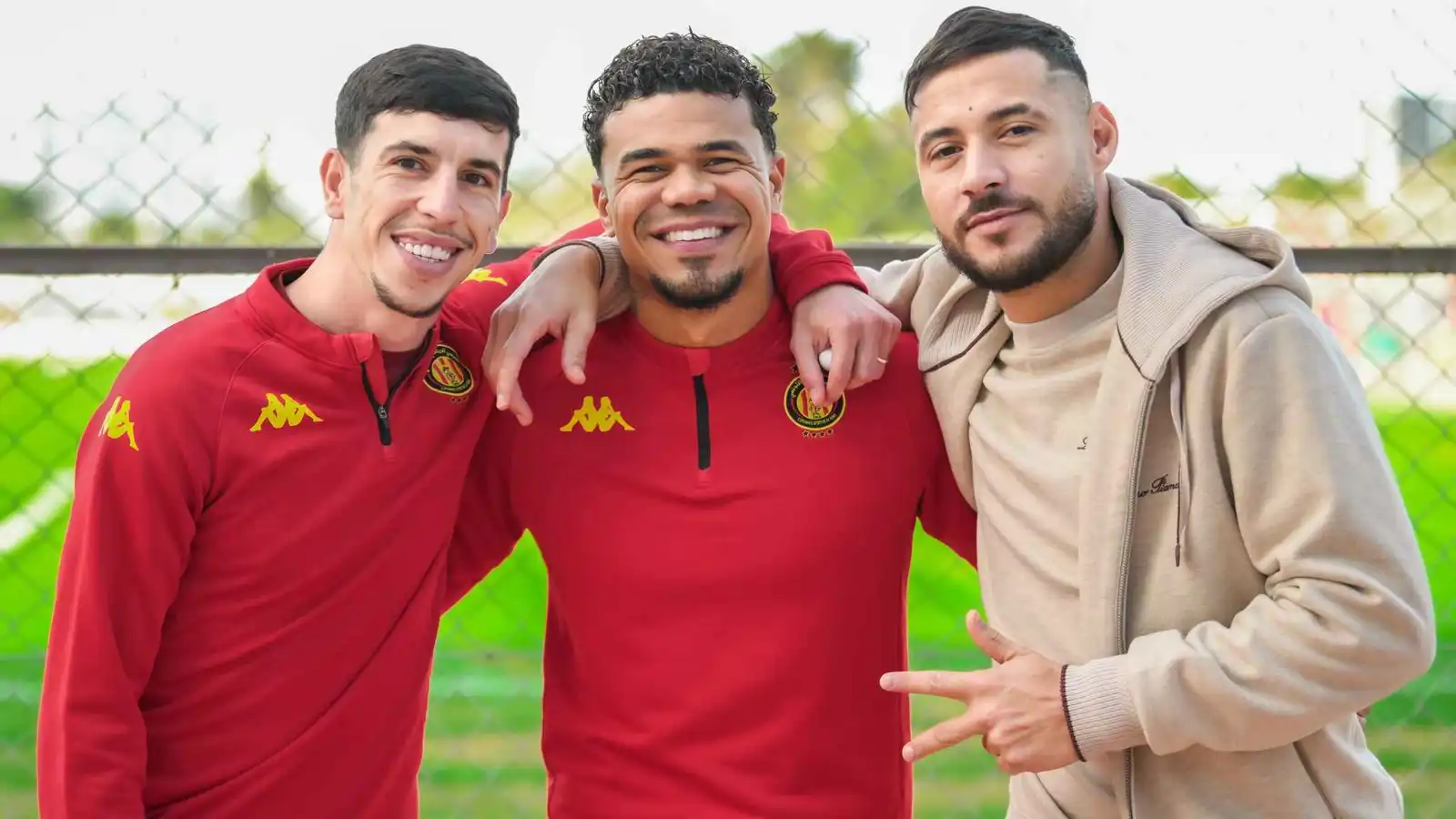 لأول مرة.. يوسف بلايلي في تدريبات الترجي بعد إصابة الأربطة المتقاطعة (صور)