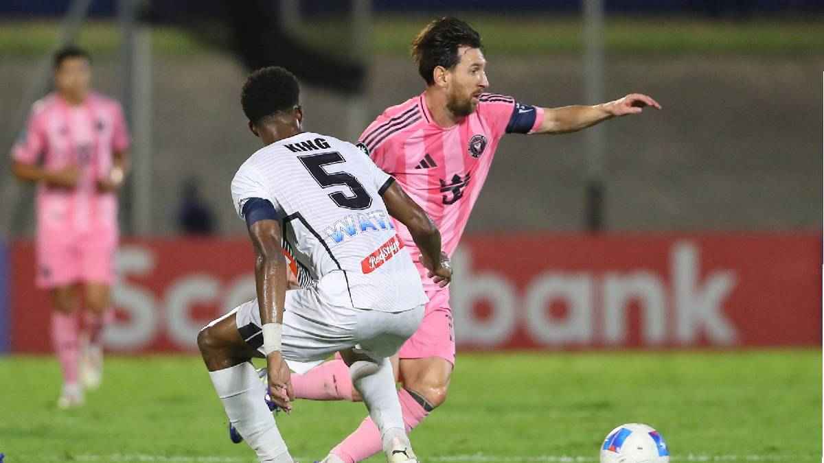 ميسي يهز الشباك ويقود إنتر ميامي إلى ربع نهائي كأس أبطال "كونكاكاف" (فيديو)