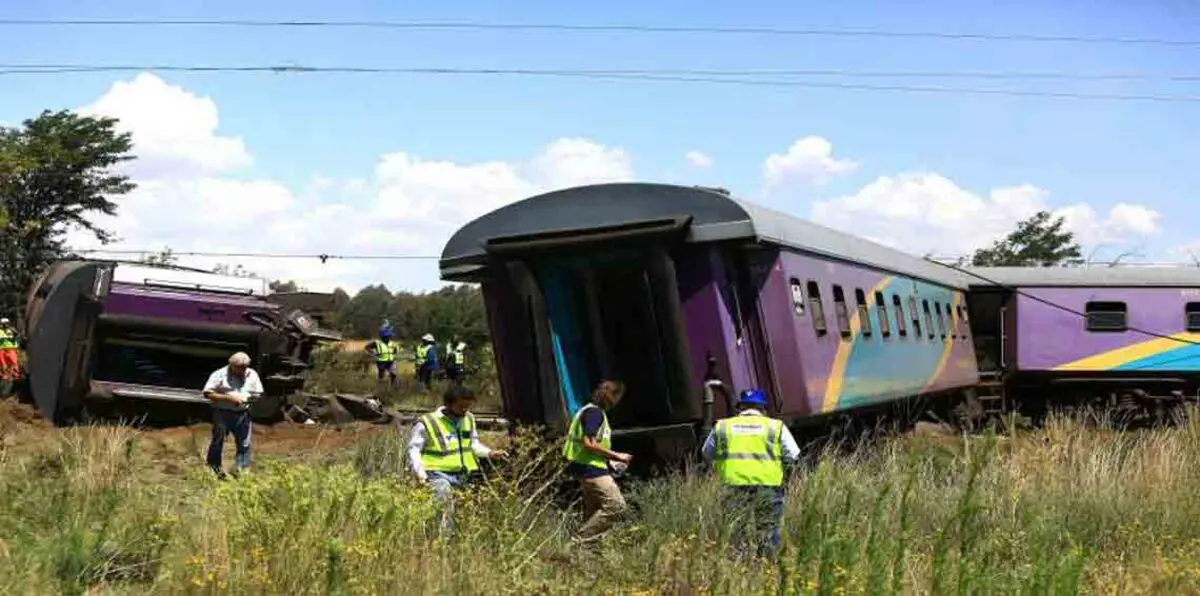 خروج قطار عن مساره وعلى متنه 328 راكبًا في منغوليا (صورة)