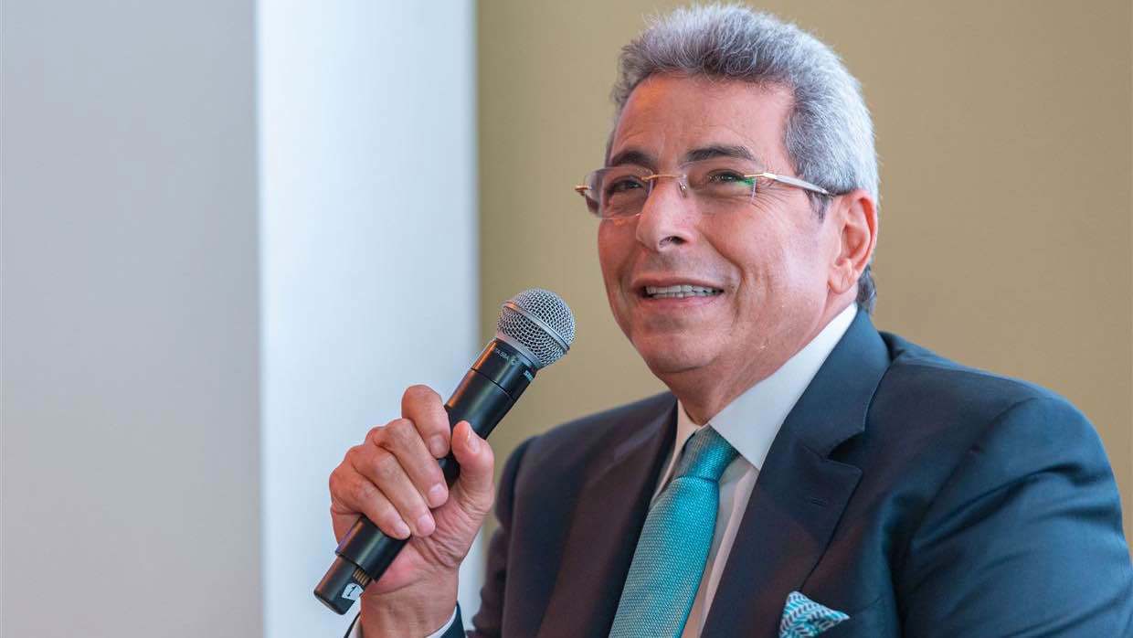 أنغام تفوّض محمود سعد بكشف تفاصيل مرضها