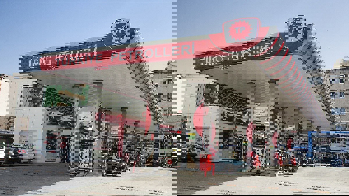 تركيا ترفع أسعار البنزين 0.36 ليرة للتر