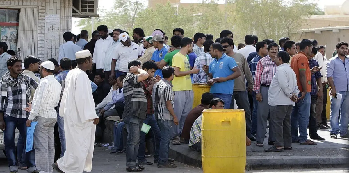 تعرف على الرسوم الجديدة للتابعين والمرافقين للعمالة الوافدة وموعد تطبيقها في السعودية