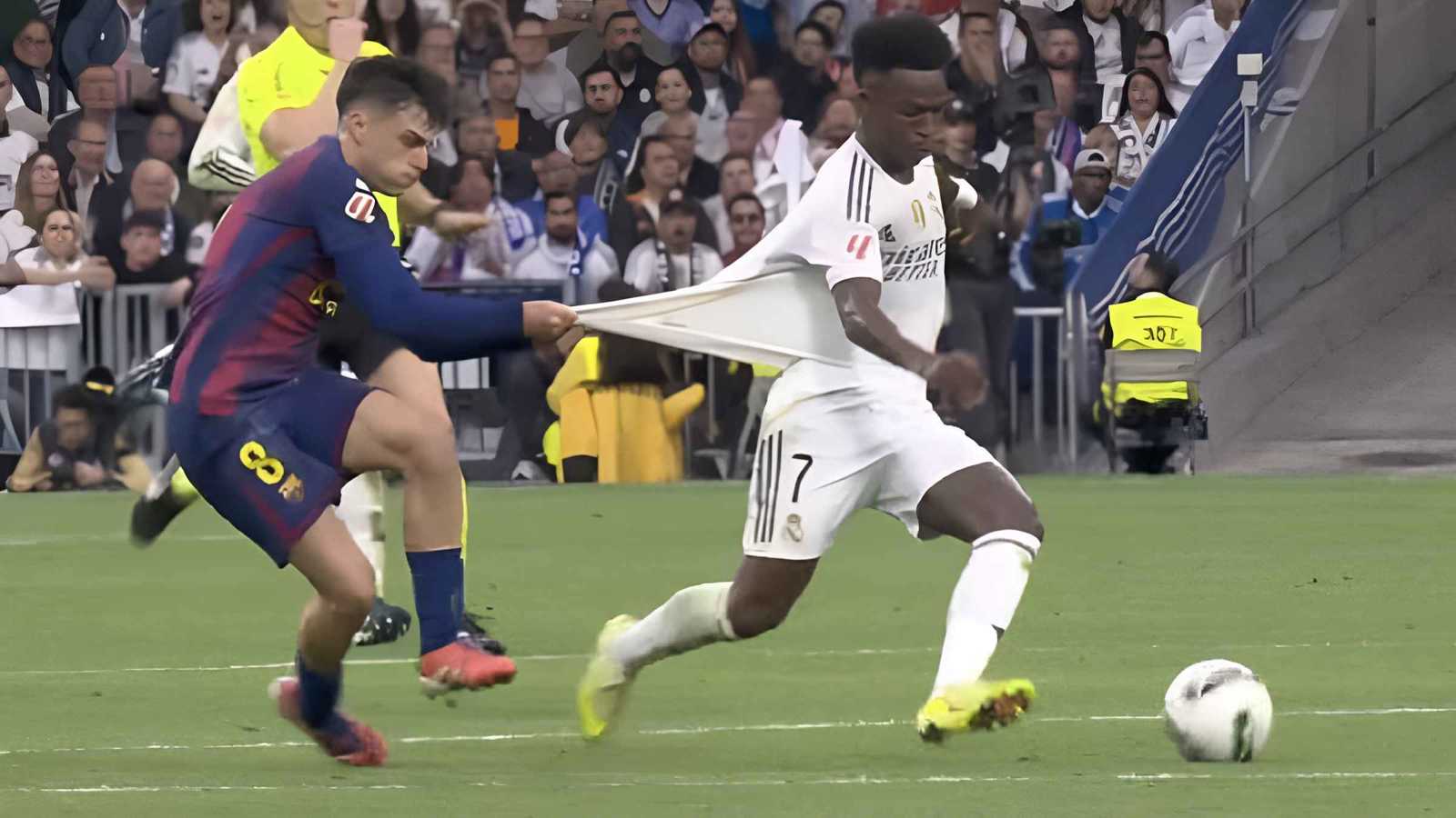 الصور تجتاح الإنترنت.. سخرية واسعة من بيدري بعد لقطته مع فينيسيوس (شاهد)