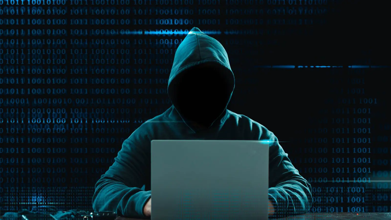 السلطات الأمريكية تضبط بريطانيًّا يقود مخطط قرصنة عالميًّا