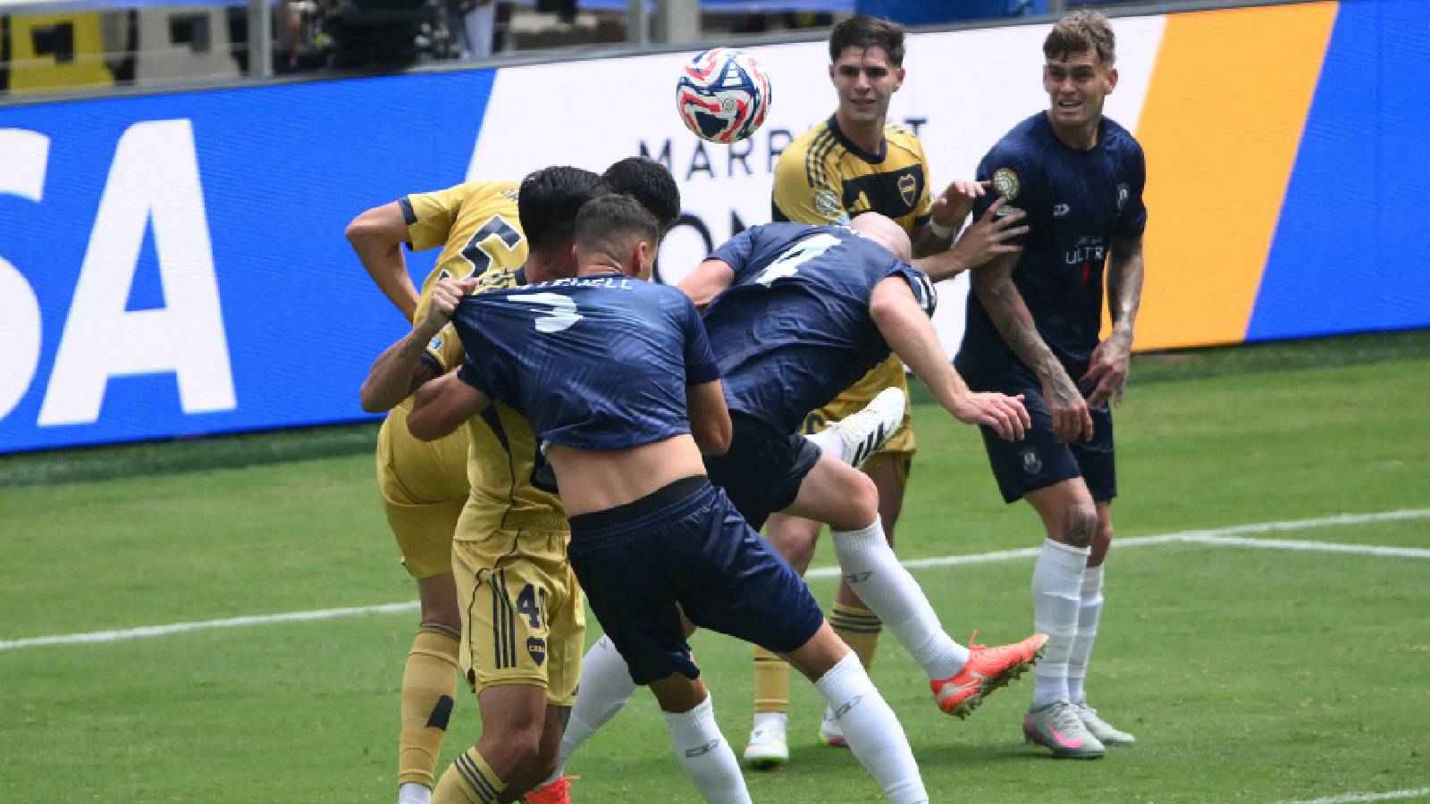 كم مباراة في كأس العالم للأندية توقفت بسبب الطقس السيئ؟