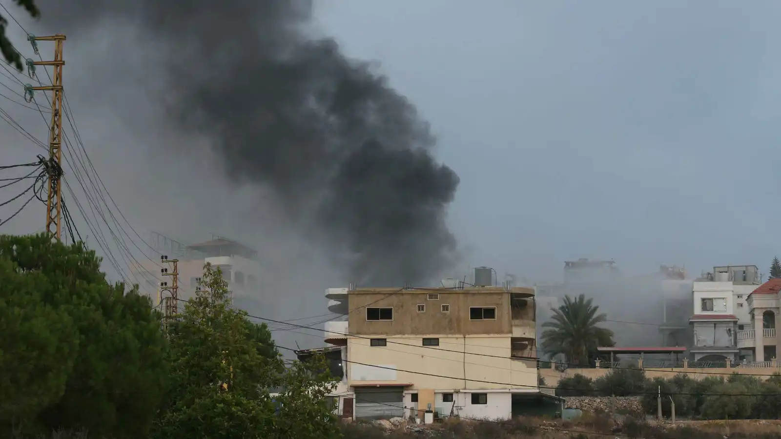 الجيش الإسرائيلي يعلن تدمير بنى تحتية ومقتل 3 من حزب الله جنوبي لبنان