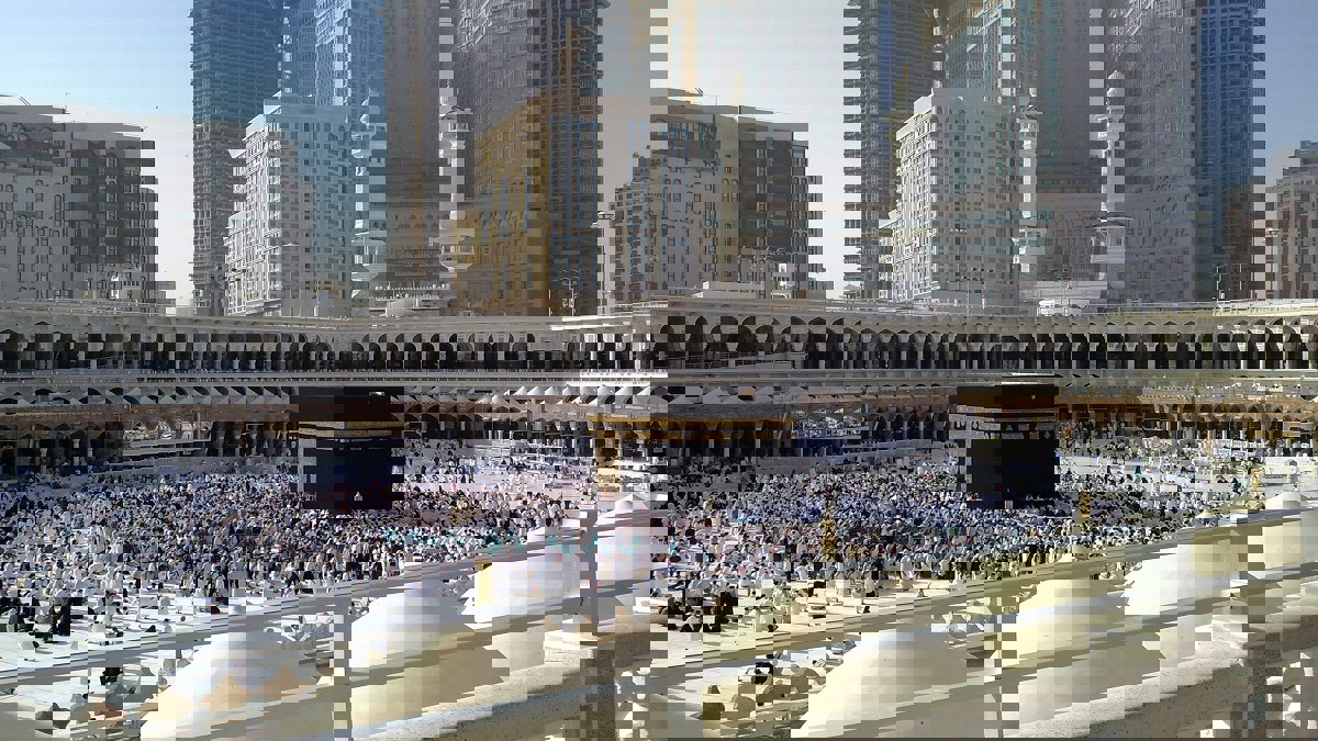تفاديا لكورونا.. السعودية تتخذ إجراءات استثنائية نادرة في الحرمين الشريفين