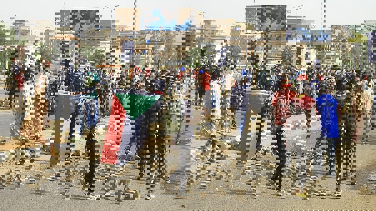 السودان.. من هم أبرز المرشحين لمنصب رئيس الوزراء؟