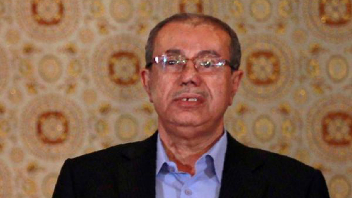 حزب "المؤتمر الشعبي" في اليمن يفصل 31 من قياداته..  وبن دغر يعلق