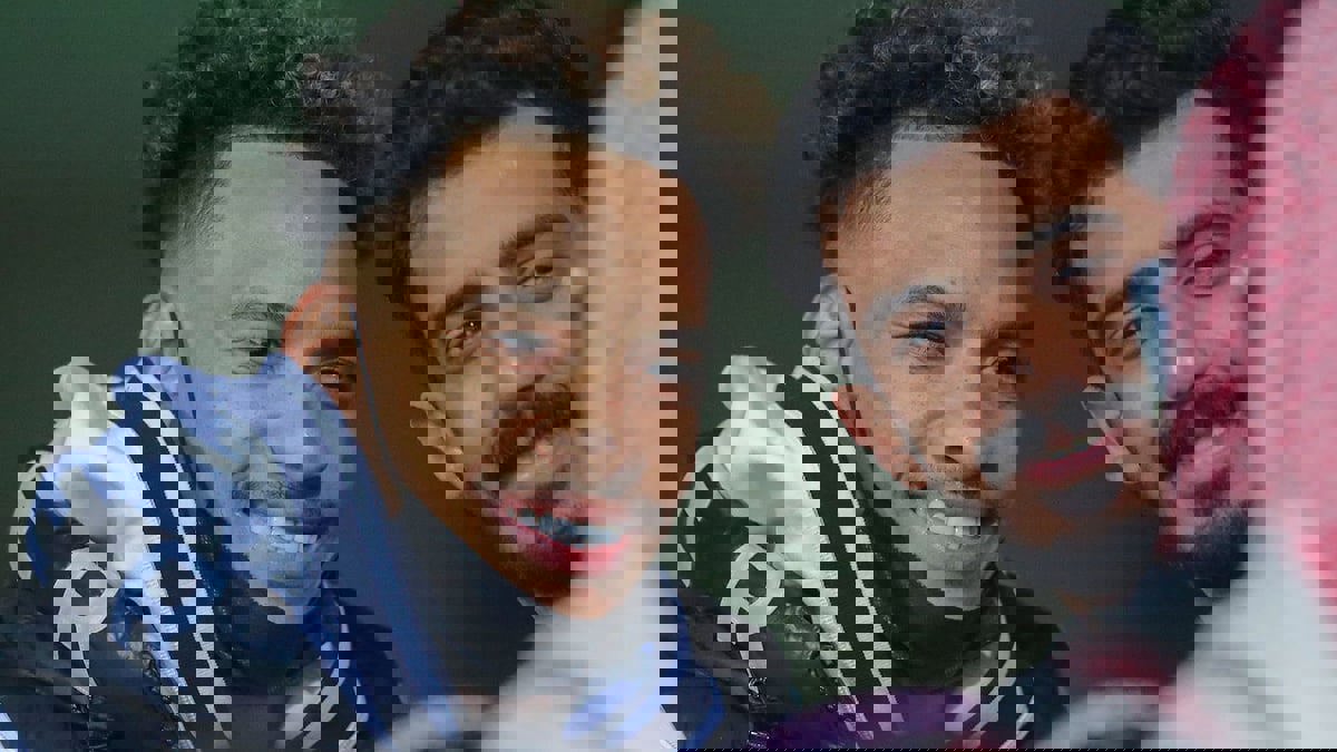 ماثيوس بيريرا يضع إعجابا على هدف الفتح الثاني في شباك الهلال