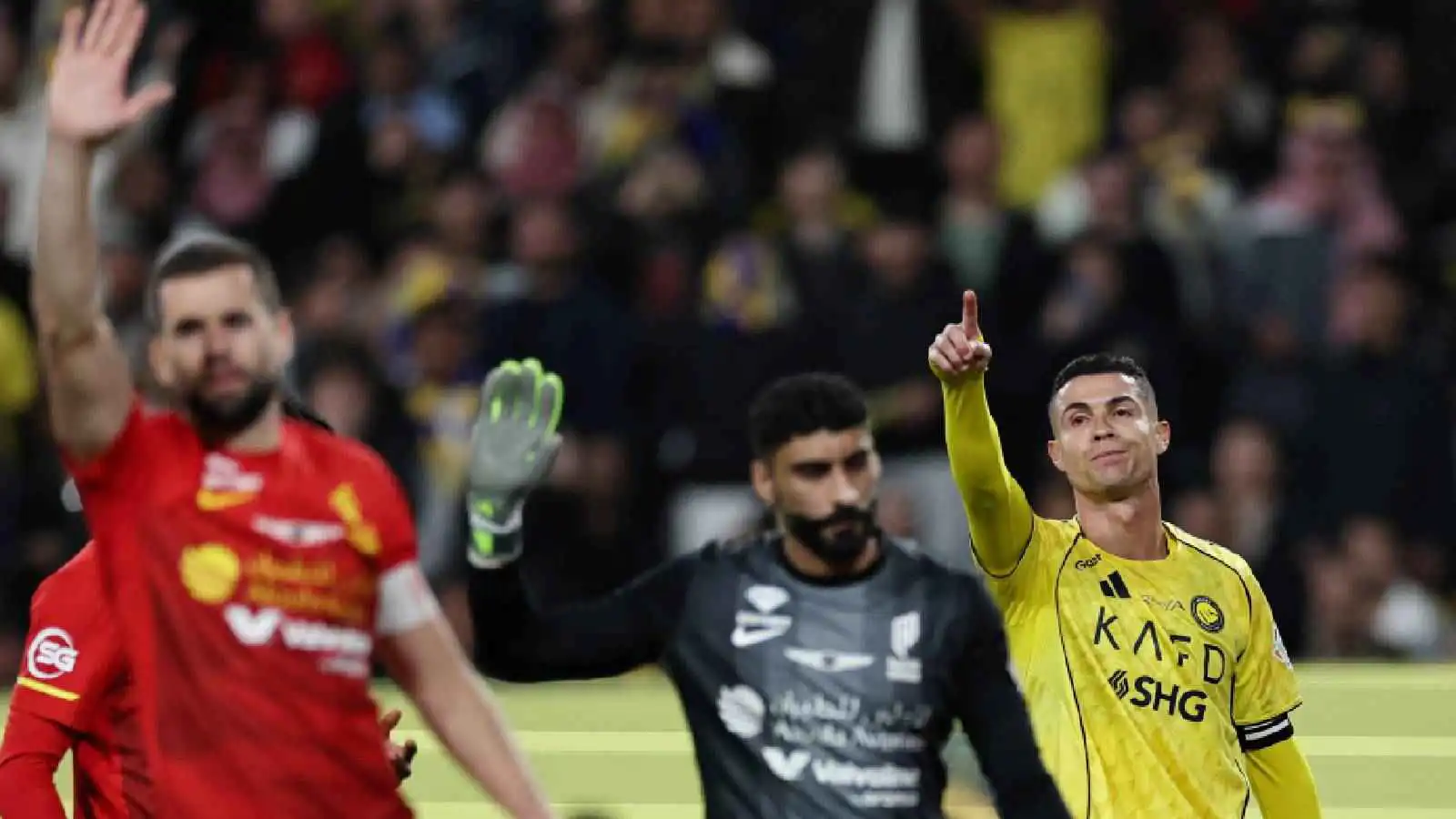 فجّر غضب رونالدو.. أكثر لاعب أثار استياء جمهور النصر أمام القادسية