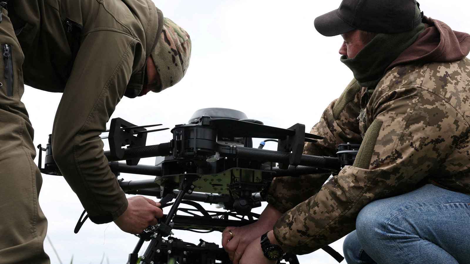 هجوم بمسيّرات أوكرانية يغلق 3 مطارات في موسكو