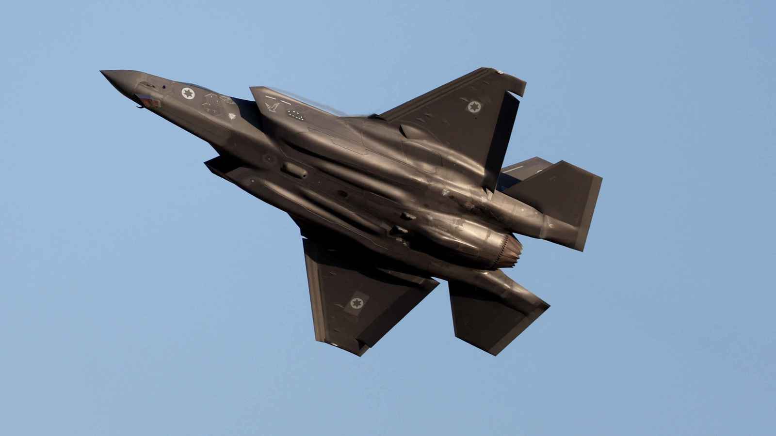 وكالة إيرانية: إسقاط مقاتلة "F-35" إسرائيلية فوق تبريز