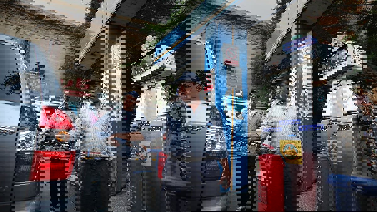 مصر ترفع أسعار الوقود المحلي