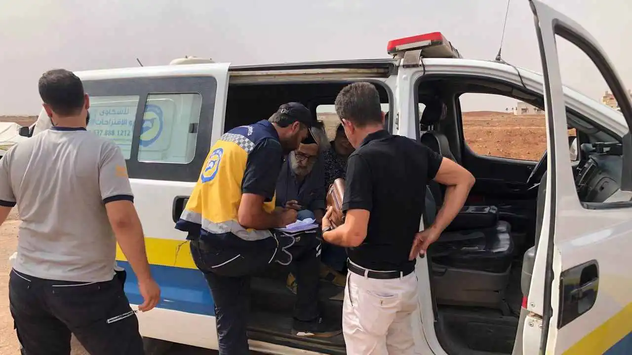 السويداء.. خروج وعودة مئات المدنيين عبر معبر بصرى الشام