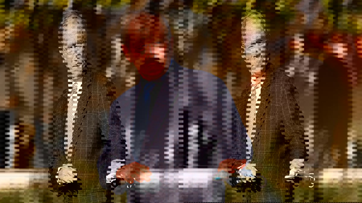 الرئيس الأمريكي الأسبق جورج بوش: انسحاب "الناتو" من أفغانستان خطأ