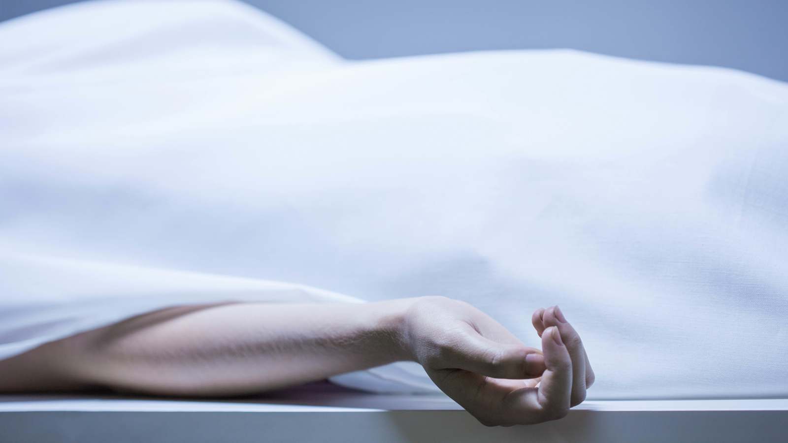 وفاة امرأة فرّت من العنف المنزلي بحادث مأساوي