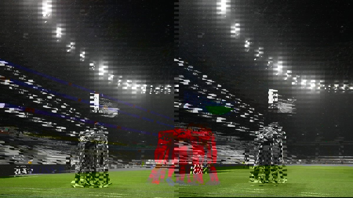 ليفربول يصعق توتنهام بثلاثية ويصعد للمركز الرابع في جدول ترتيب الدوري الإنجليزي