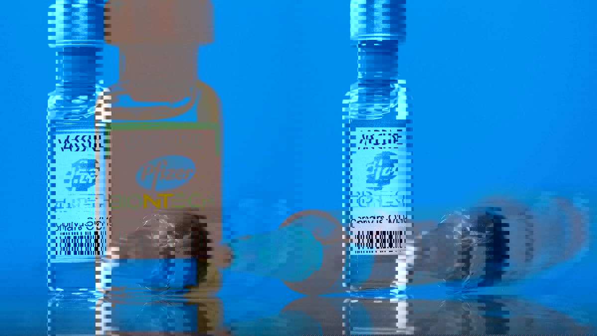 دراسة: حماية "فايزر" و"أسترازينيكا" تتلاشى خلال 6 أشهر