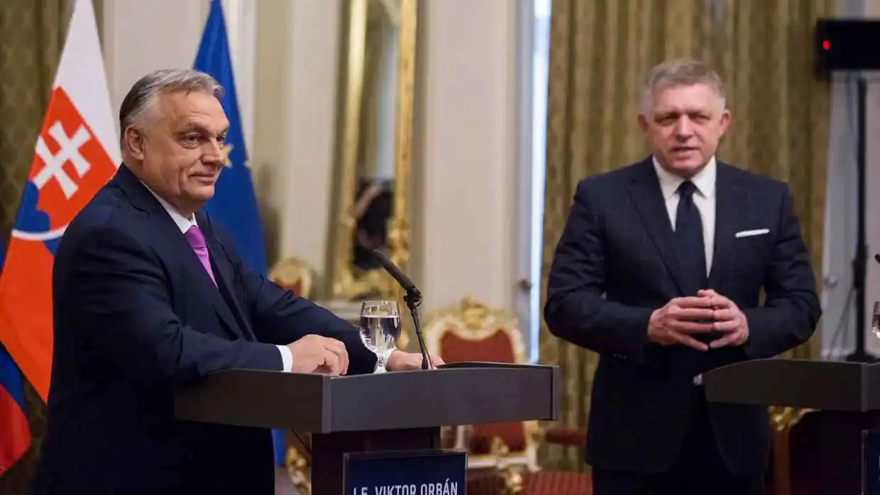 المجر تتحدى بروكسل.. تحالف ثلاثي لتقويض الدعم الأوروبي لكييف