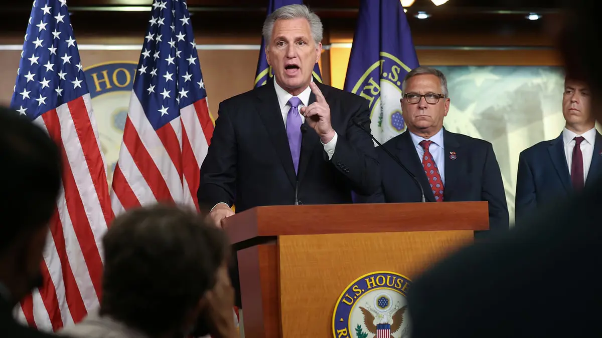 زعيم الجمهوريين بالنواب الأمريكي: طالبان تمتلك طائرات بلاك هوك أكثر من أستراليا