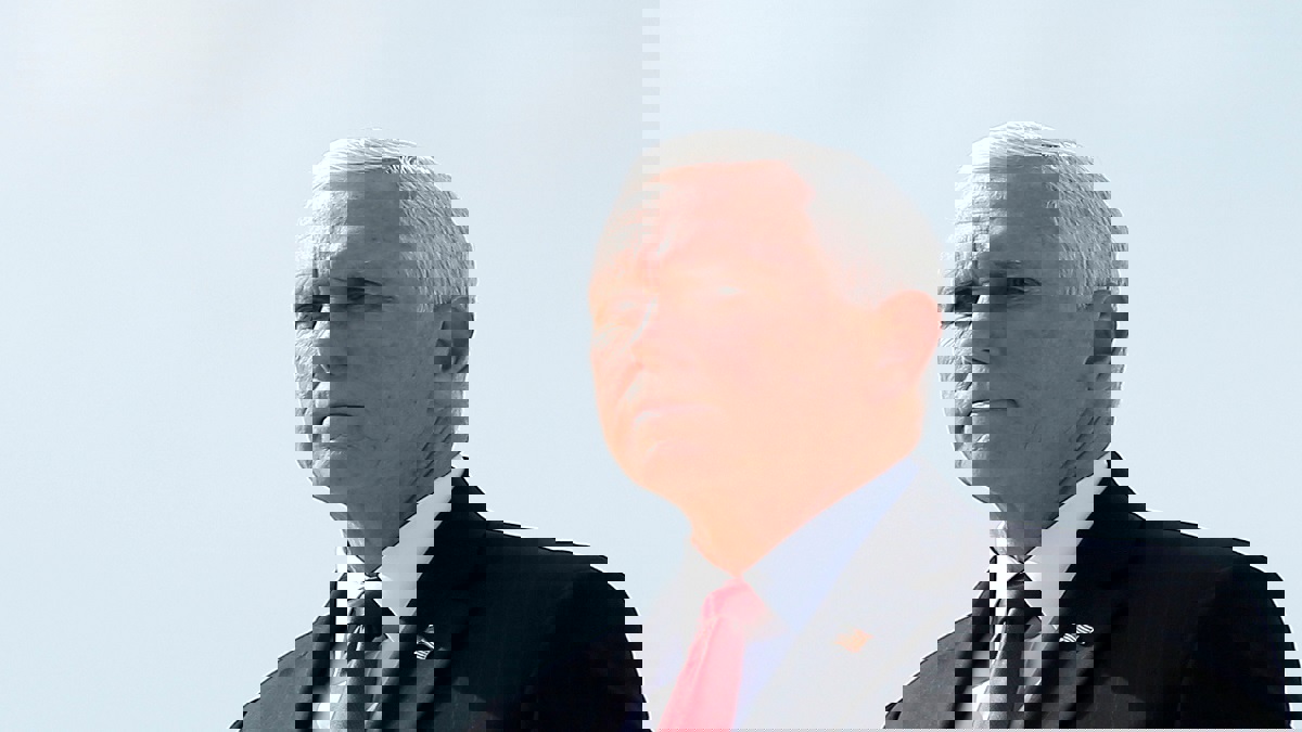 نائب الرئيس الأمريكي يدعو تركيا لوقف الهجوم في سوريا