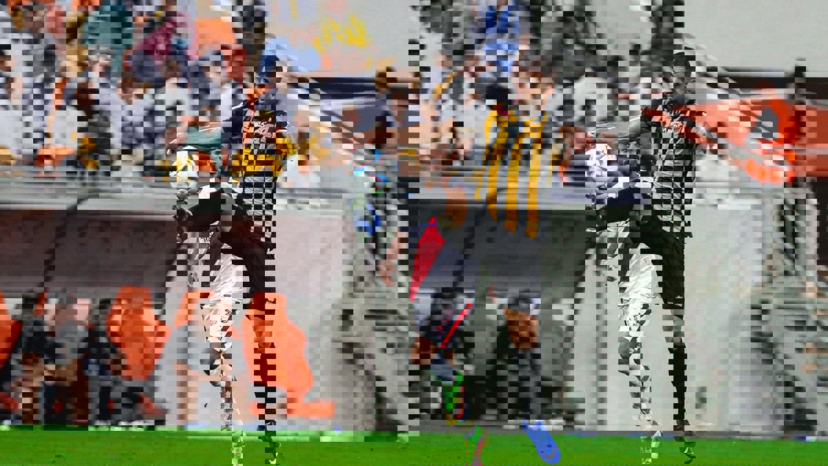 شقيق عبدالرزاق حمدالله يكشف كواليس جديدة بشأن أزمة اللاعب والنصر السعودي