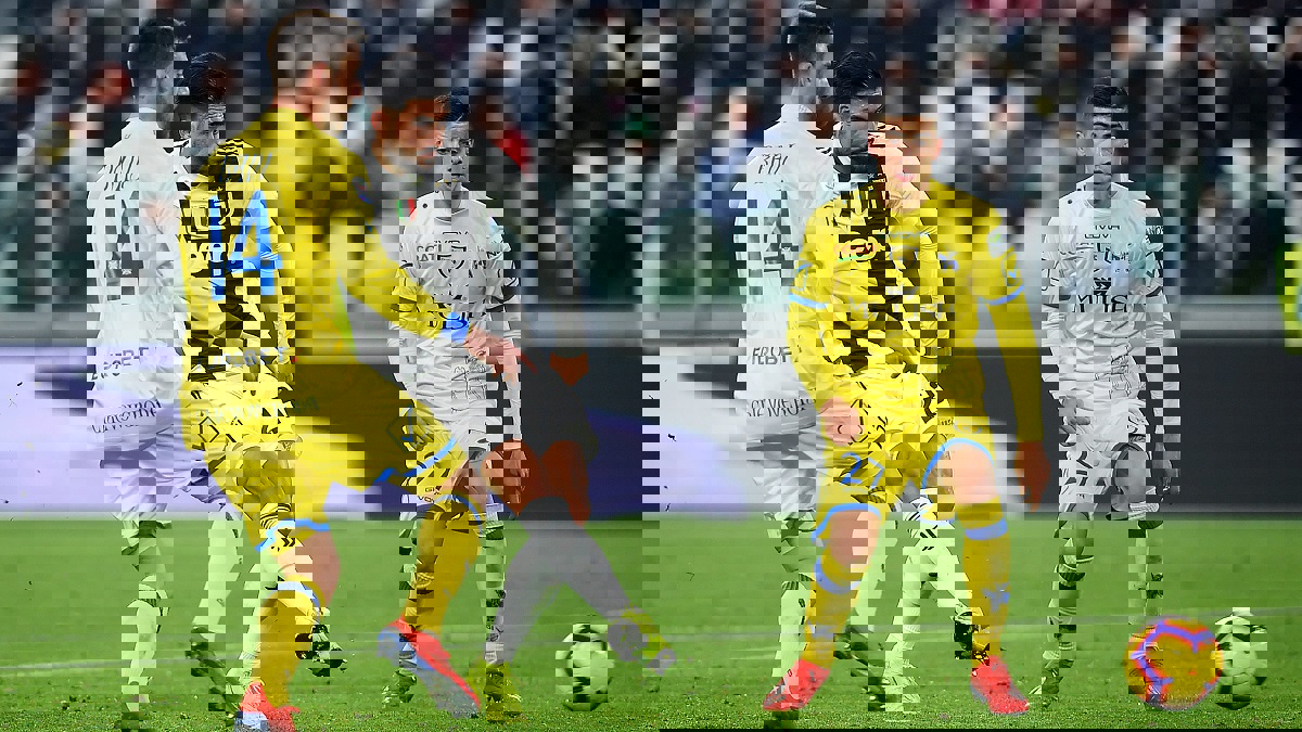 يوفنتوس يتغلب على كييفو ويبتعد في صدارة ترتيب الدوري الإيطالي (فيديو)