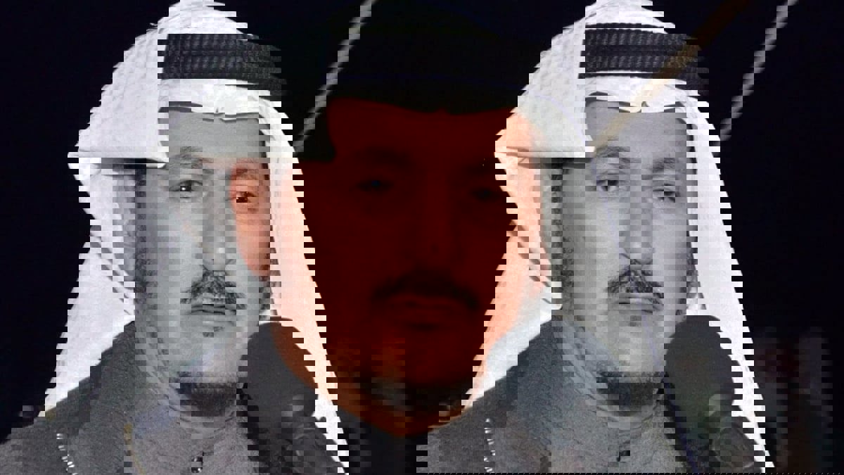 تبرئة مبارك الدويلة من تهمة نسب أقوال لأمير الكويت بقضية "تسجيلات خيمة القذافي"