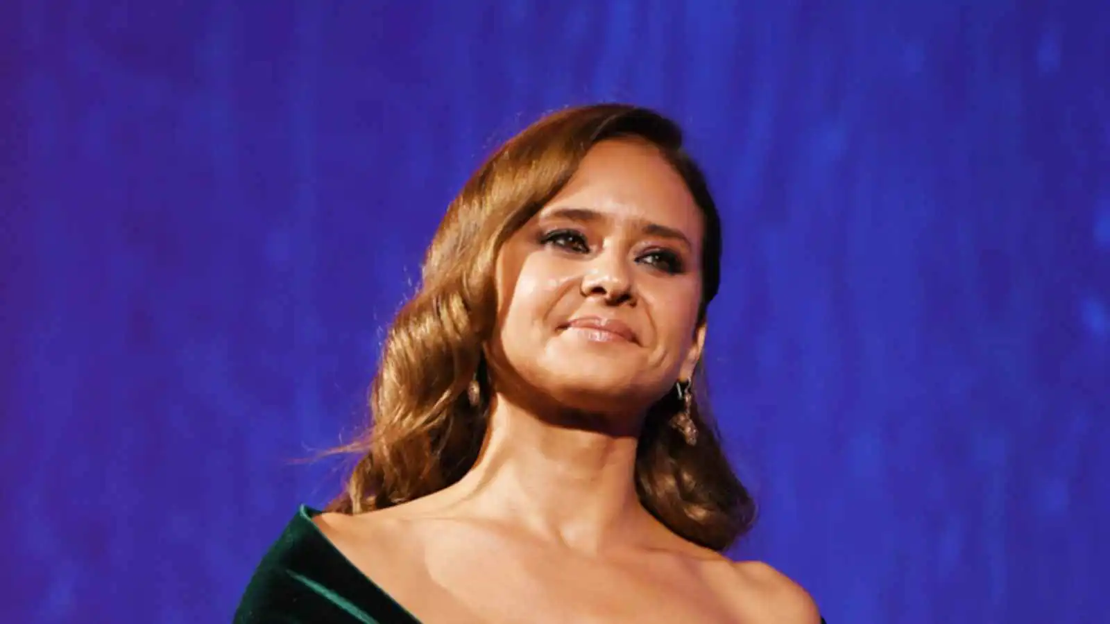 "على قد الحب".. ثقة النضج تدفع نيللي كريم للإمساك بعصا الدراما من المنتصف