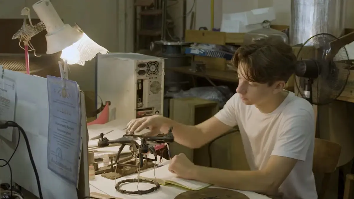 ابتكار طائرة بدون طيار يمكنها الكشف عن الألغام الأرضية