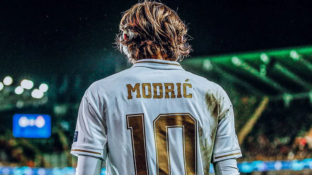صحيفة تكشف مستقبل لوكا مودريتش مع ريال مدريد