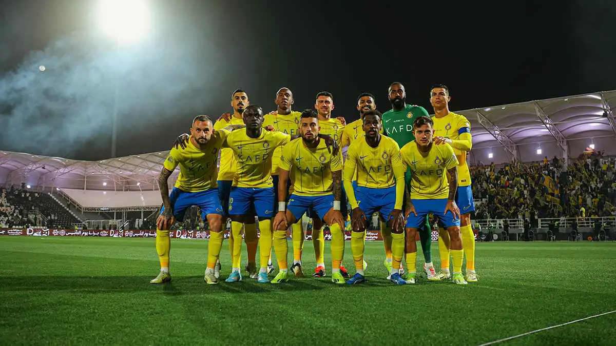 مفاجأة عبد الله الماجد لبعثة النصر السعودي في دبي